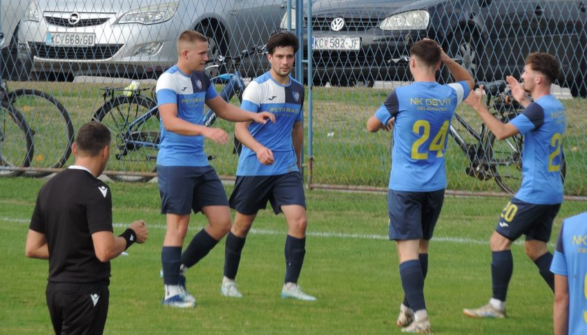 Osvit petardom do prve pobjede, Borcu treći poraz zaredom